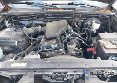 2013 Toyota Tacoma из США, поврежденный, VIN 5TFNX4CN0DX027714